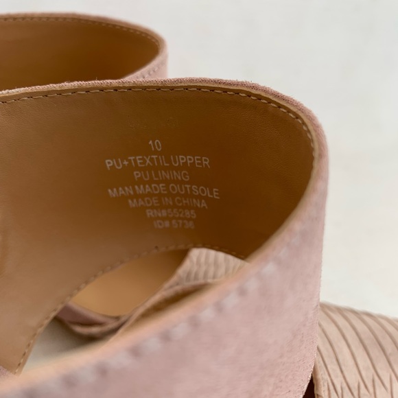 New EXPRESS Blush Reptile Slide Heels Woman’s 10 - Picture 11 of 13